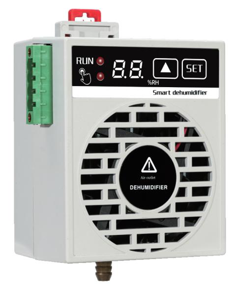 DryGuard 15 (CZCS880) panel dehumidifier